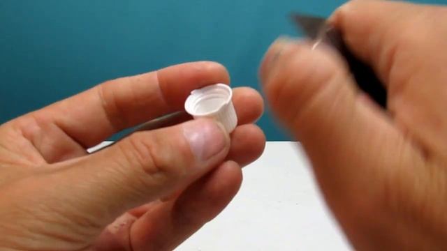 Старичок-лесовичок с ёлкой. Новогодняя поделка в садик из шишек своими руками. смотреть онлайн