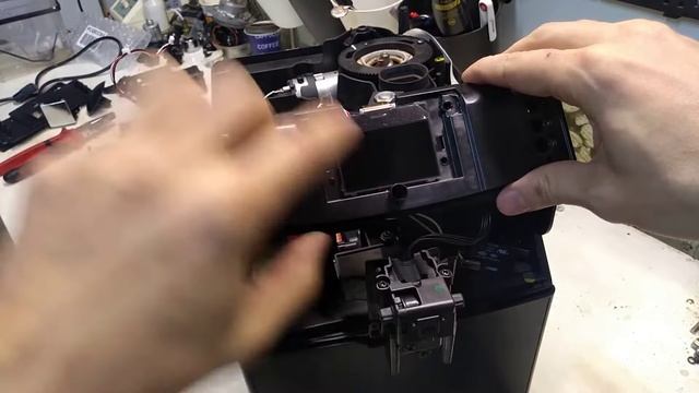 Philips Saeco HD 8844 how to replace a display and clean the dispenser смотреть онлайн