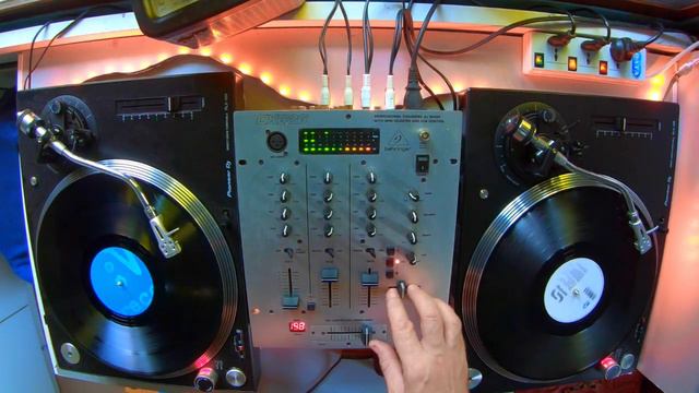 Pure Vinyl | 'Twice as Nice' v 'Friendly Pressure' | Pioneer Turntable Behringer DX626 #ukgarage смотреть онлайн
