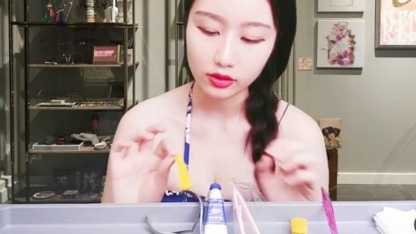 *ASMR* Vietnamese Nail Salon (SEMI SOFT SPOKEN VIET ACCENT)