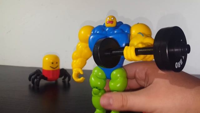 Weird Roblox Toys смотреть онлайн