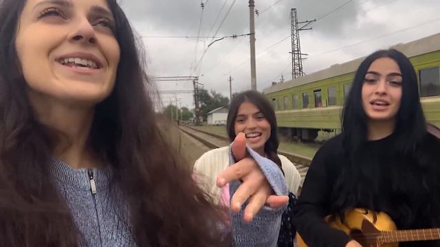 Trio Mandili - Mshvidobit, sikhvarulo! (Good bye, my love!) смотреть онлайн