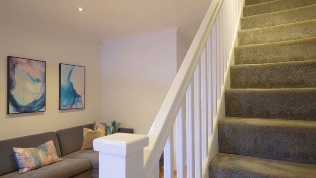 9 Mavisbank Gardens, Glasgow, G51 1HF смотреть онлайн