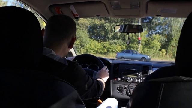 Nissan Tiida или утюг на колесах... смотреть онлайн