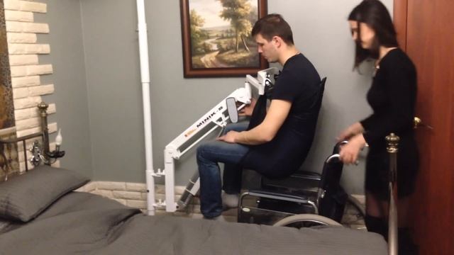 Прикроватный подъёмник для инвалида MINIK-S смотреть онлайн