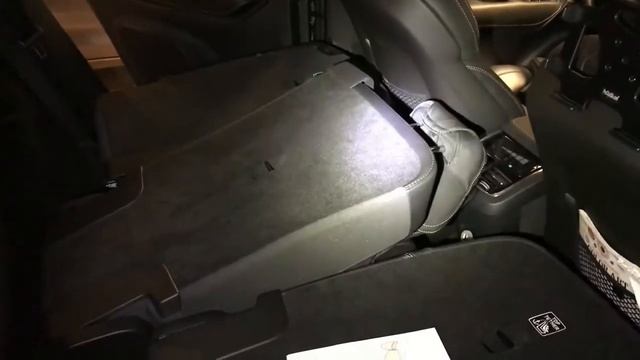 Volvo OEM Booster Seat Cover - 2018 XC90 смотреть онлайн