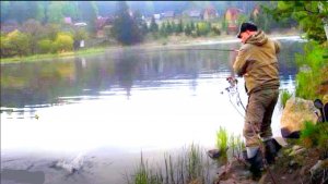 Ловля щуки на спиннинг на малых реках Урала (1).mp4