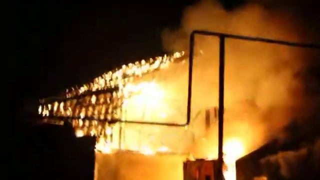 Пожар в станице Полтавской 17 ноября 2013г. смотреть онлайн