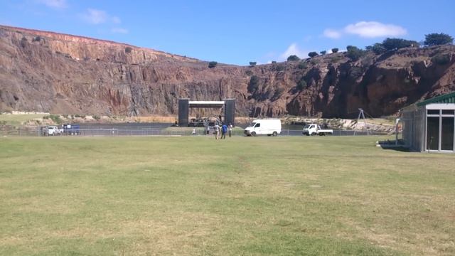 FBT Mitus line array in action. смотреть онлайн
