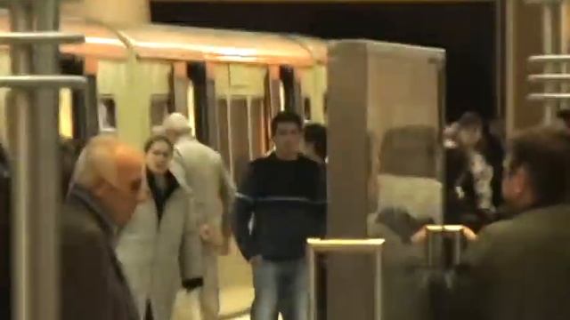 SU metrostation - Orange Rusich смотреть онлайн