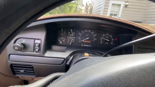 1995 OBS Ford Bronco Eddie Bauer - THE BEST BRONCO?? (Timeless Utility) смотреть онлайн