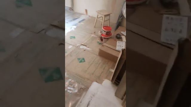 Уложили ламинат в зале. Закрыли керамогранит смотреть онлайн