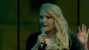 Женский Стендап: Ирина Мягкова - О друге в шёлковом халате