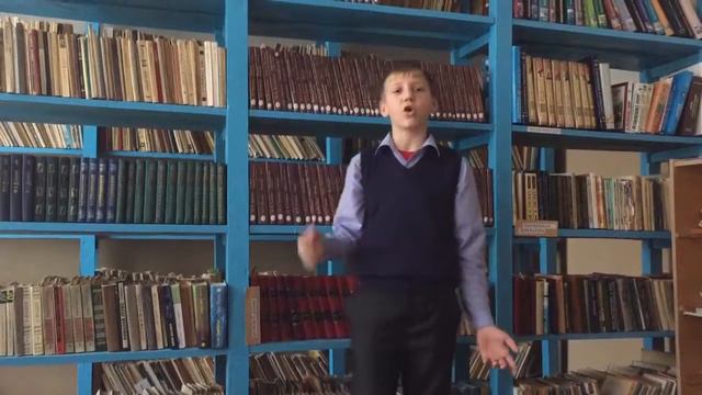 Страна читающая — Евгений Гудков читает произведение «Свинья под дубом» И. А. Крылова смотреть онлайн