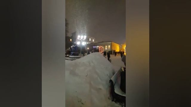 Пусть смоет невзгоды Святая вода ! Покровский Храм и Покровский Монастырь в Харькове. смотреть онлайн