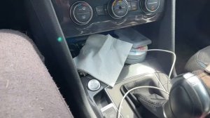 VW Tiguan щелчки