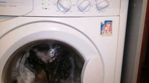 Стирка на вашей любимой indesit Wisl 105))) Спортивная обувь 30° 600 об/мин