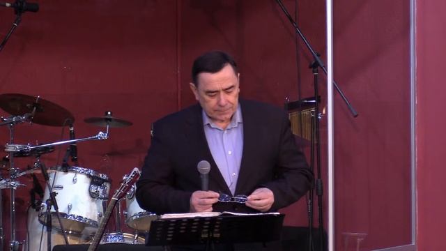 Как цветок полевой | Геннадий Кобяк | Христианские песни смотреть онлайн