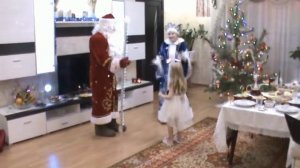 Новый год.Дедушка мороз и снегурочка