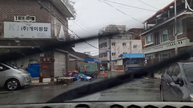 Мигрант. Спасибо за Визу F4 . Нужно владеть языком, чтоб владеть ситуацией смотреть онлайн