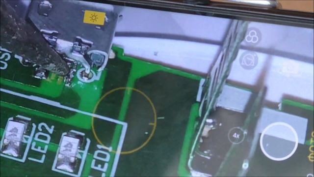 Быстрый ремонт USB-разъема на зарядном устройстве для аккумуляторов (АА/AAA Ni-Mh USB Charger) смотреть онлайн