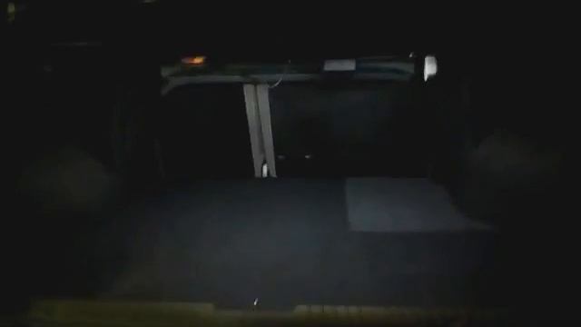 Двухрежимная подсветка багажника Chevrolet Lacetti Mystique. белый- синий смотреть онлайн