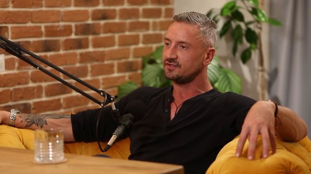 Geo Coach, expert in psihologia performantei: "Nu fugi de frica, du-te catre ea!" смотреть онлайн