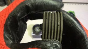 Самостоятельная замена ремня генератора на Toyota Camry.