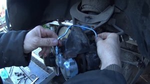 ЗАМЕНА ПЕРЕДНЕГО ТОРМОЗНОГО ЦИЛИНДРА И ПРОКАЧКА ВСЕЙ СИСТЕМЫ ВАЗ КЛАССИКА
