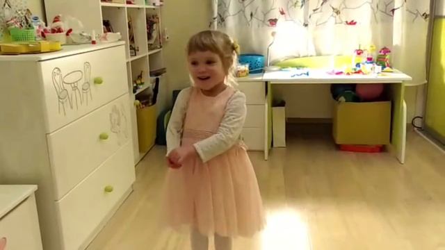 ТАЛАН ГРУПП - поздравление с Днем Рождения Марту Кравченко - педагога по вокалу. смотреть онлайн