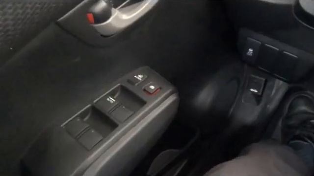 2012 Honda Fit - Programming Automatic Door Locks смотреть онлайн