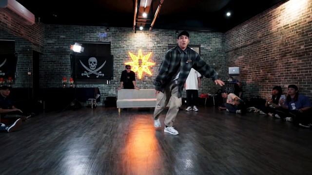THE HIDEOUT BOT BATTLE HOST SOLO- POP WAN смотреть онлайн