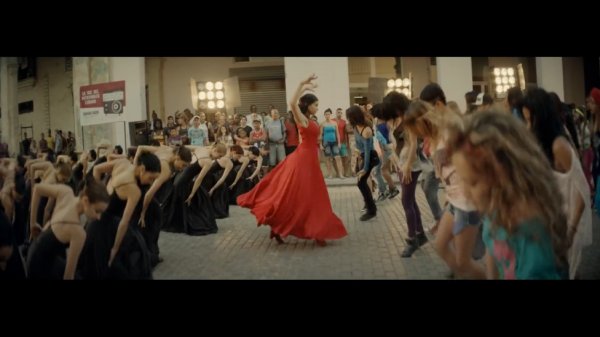 Enrique Iglesias feat. Sean Paul, Descemer Bueno & Gente De Zona - Bailando