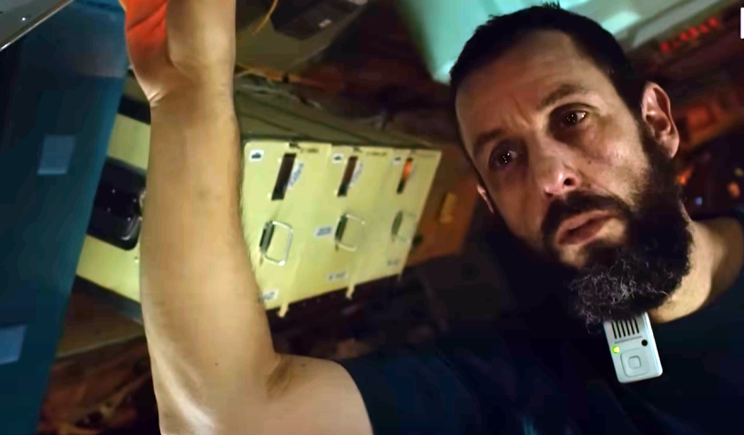 Космонавт. Официальный Трейлер смотреть онлайн