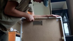 Собираю кухню  Встраиваю вытяжку.