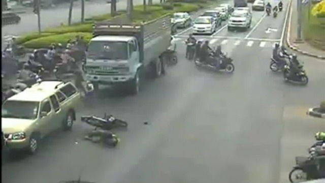 Жестокость дорог смотреть онлайн