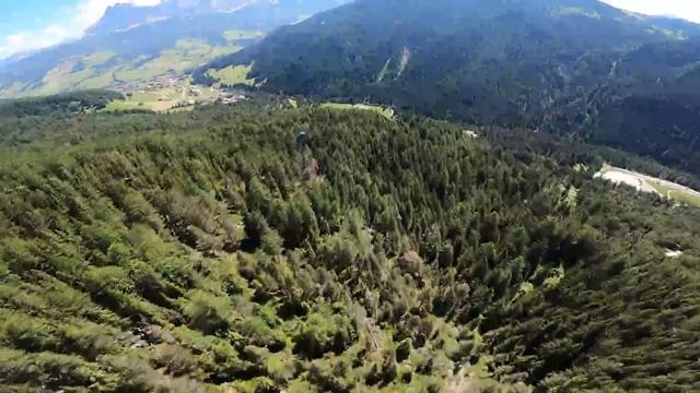 Wingsuit Flight - Straight & Steep Line