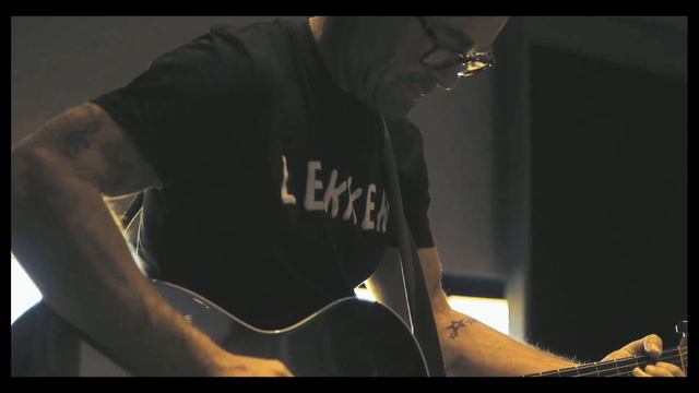 Richard Coughlan.. Standin Ovation .. Tribute to Frazer смотреть онлайн