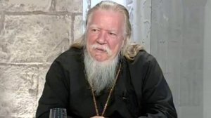 Можно ли стоять спиной к алтарю при каждение храма. Ответы отца Димитрия Смирнова. 2001.10.14.