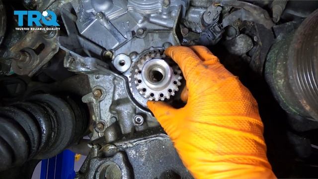 How to Replace Timing Belt, Water Pump, Cam & Crank Seals 1999-2003 Toyota Solara смотреть онлайн
