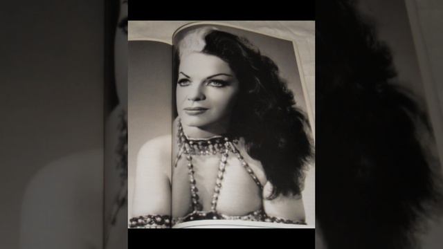 LA GRAN YOLANDA MONTES TONGOLELE смотреть онлайн