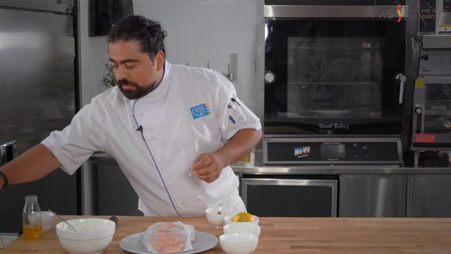 Tapas Recipes for the Home Cook with Chef Luis Valenzuela: Tortas de Inés Rosales смотреть онлайн