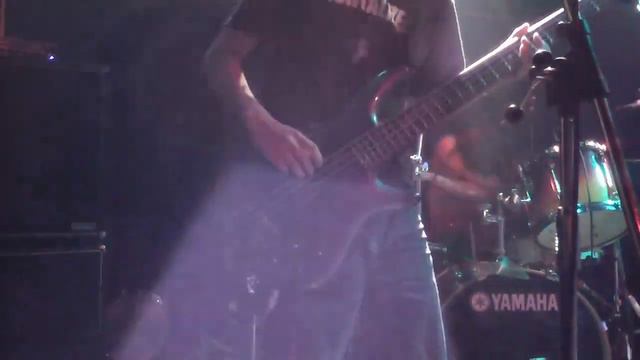Bass grinding technique in NAQRO live "Scare" (Ibanez SDGR 5 strings) смотреть онлайн