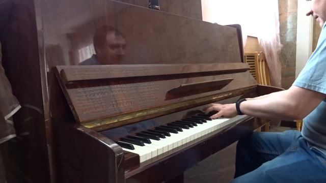 Красивые мелодии сыграл на старом ПИАНИНО ? Очень Красивая Игра на Пианино! Игра на Фортепиано смотреть онлайн