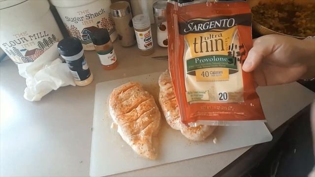 KRISTI'S PHILLY-STYLE HASSELBACK CHICKEN- AIR FRYER OR OVEN 4 FSP | ZUCCHINI/SQUASH LIME CREMA 2 FS смотреть онлайн