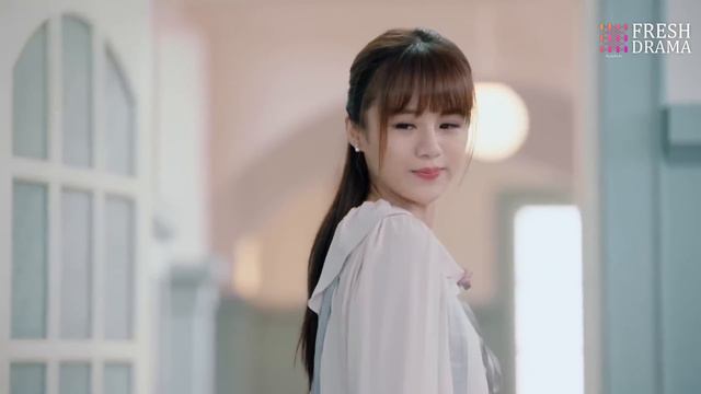 黑道少爺和帥氣醫生愛上了灰姑娘，曾經的好基友變成情敵了！ смотреть онлайн