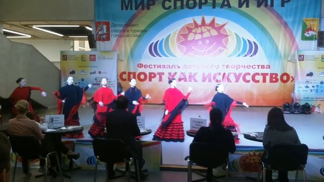 Глория. Танец Андалусских цыган "Красное и чёрное" 01.04.2018 смотреть онлайн