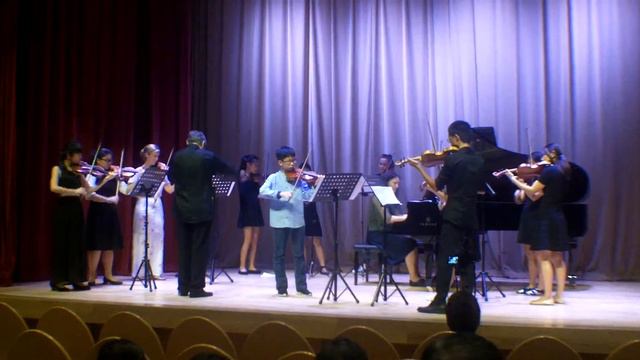 Ethan Poh - Vivaldi, Violin concerto in A Minor, 1st Movement смотреть онлайн