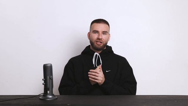 Магазин на диване: Книга C.P. Company vs книги Stone Island, PrimaLoft, символ Берлина, балаклавы смотреть онлайн