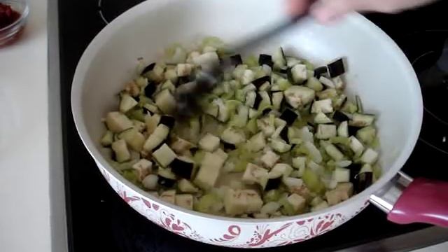 Как приготовить Плов с Баклажанами из булгура. Турецкая Кухня. Patlıcanlı bulgur pilavı смотреть онлайн
